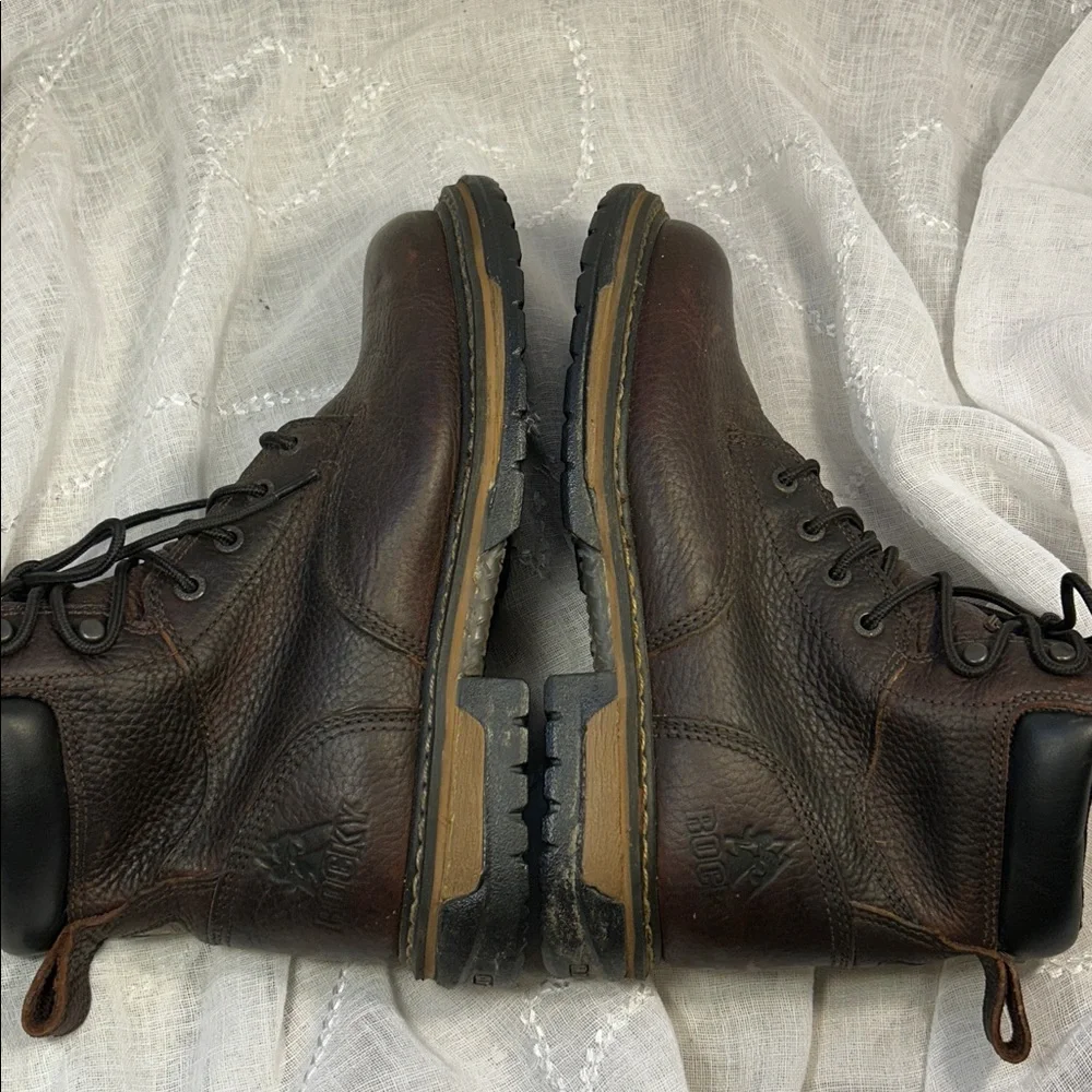 Rocky Ironclad leather waterproof lace up boots almost NEW